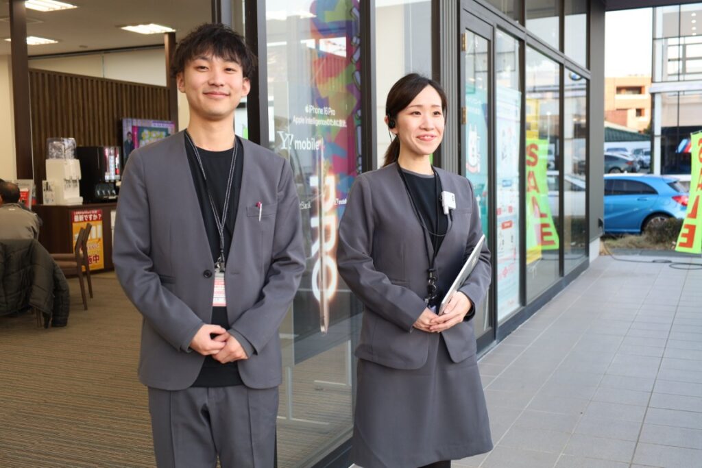 地元で就職を考えている方は、ぜひ携帯ショップ(スマホショップ)という働き方を候補に加えてみてください。